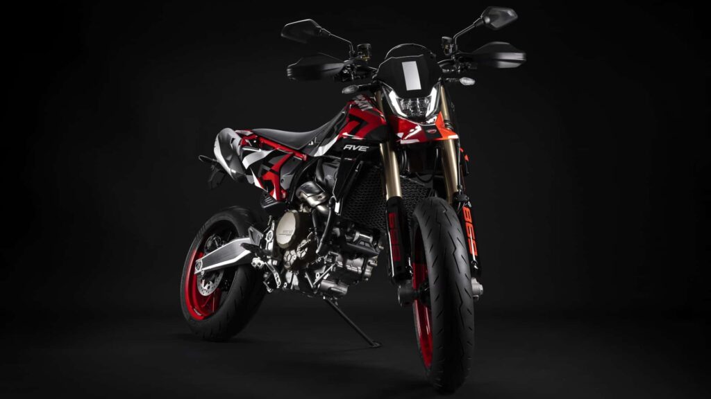 Ducati Hypermotard 698 Mono 2024 HD Images